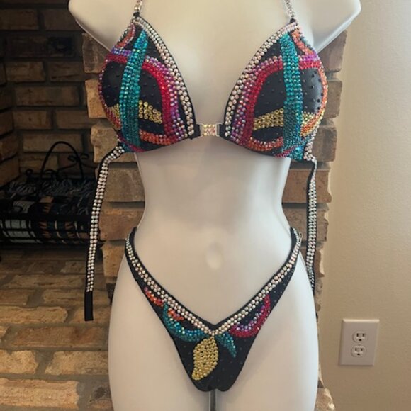 Figure Physique Bodybuilding Competition NPC Contest Posing Suit - Picture 1 of 9